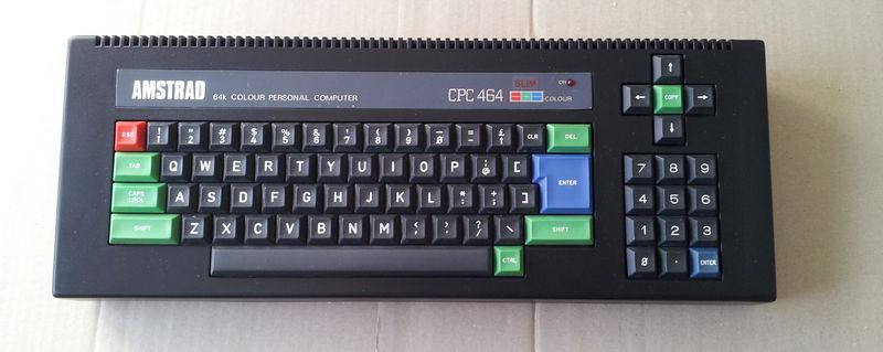 Amstrad CPC 464 slim presque fini sans l'lectronique