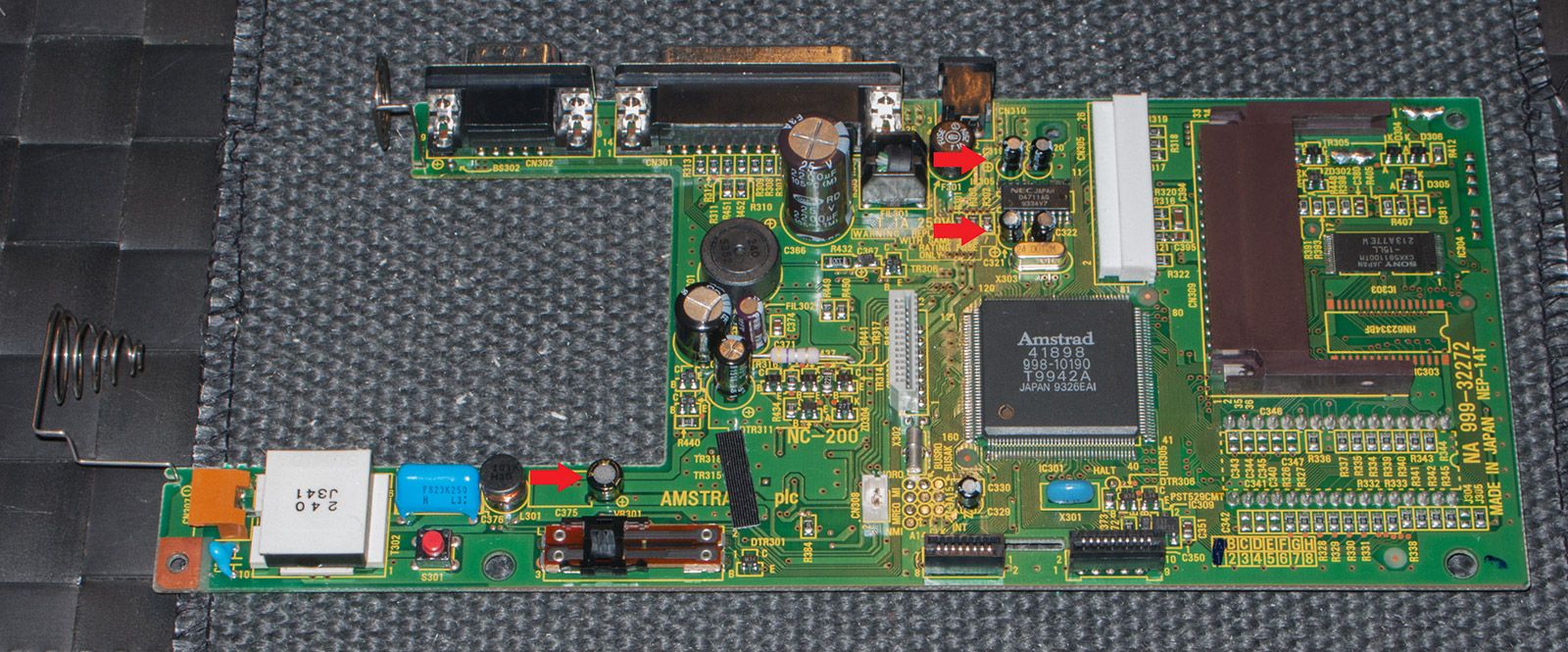 mainboard of the Amstrad Notepad NC200