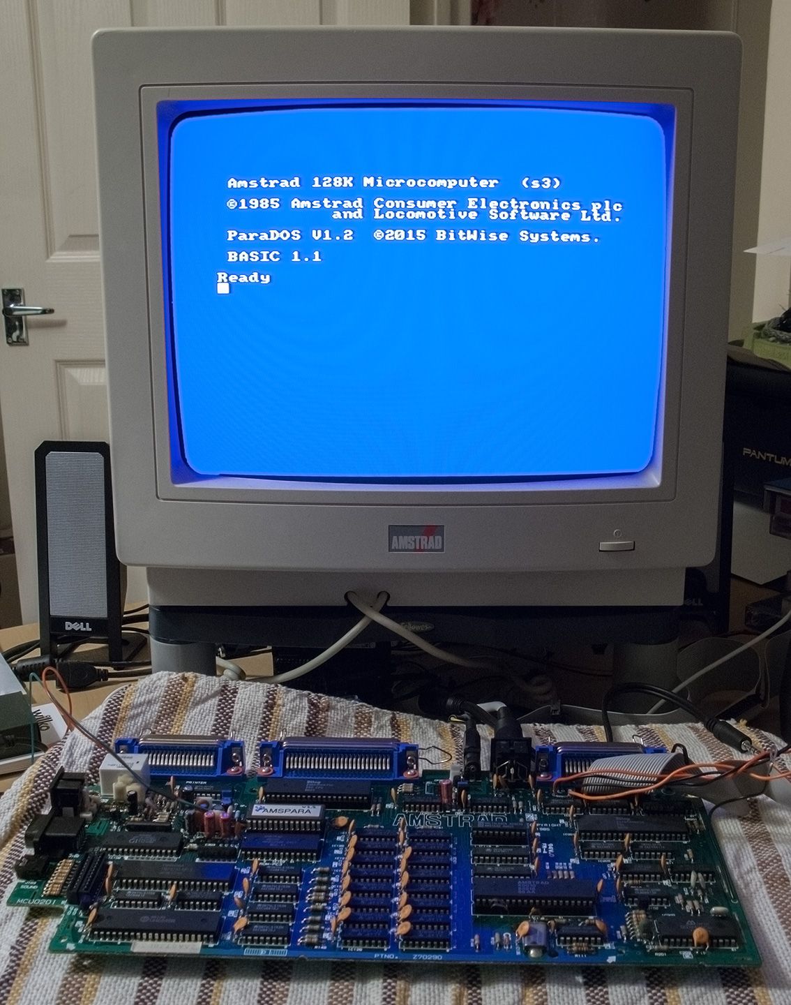 l'Amstrad CPC 6128 en état de bon fonctionnement